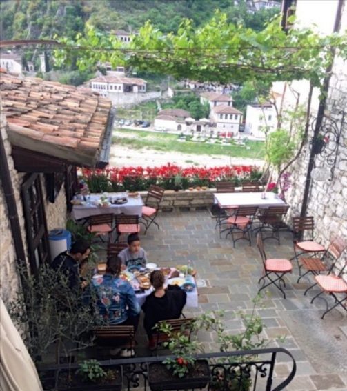 Berat guesthouse terrace