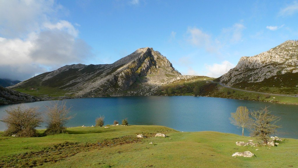 Spain, Asturias, Lago de Enol